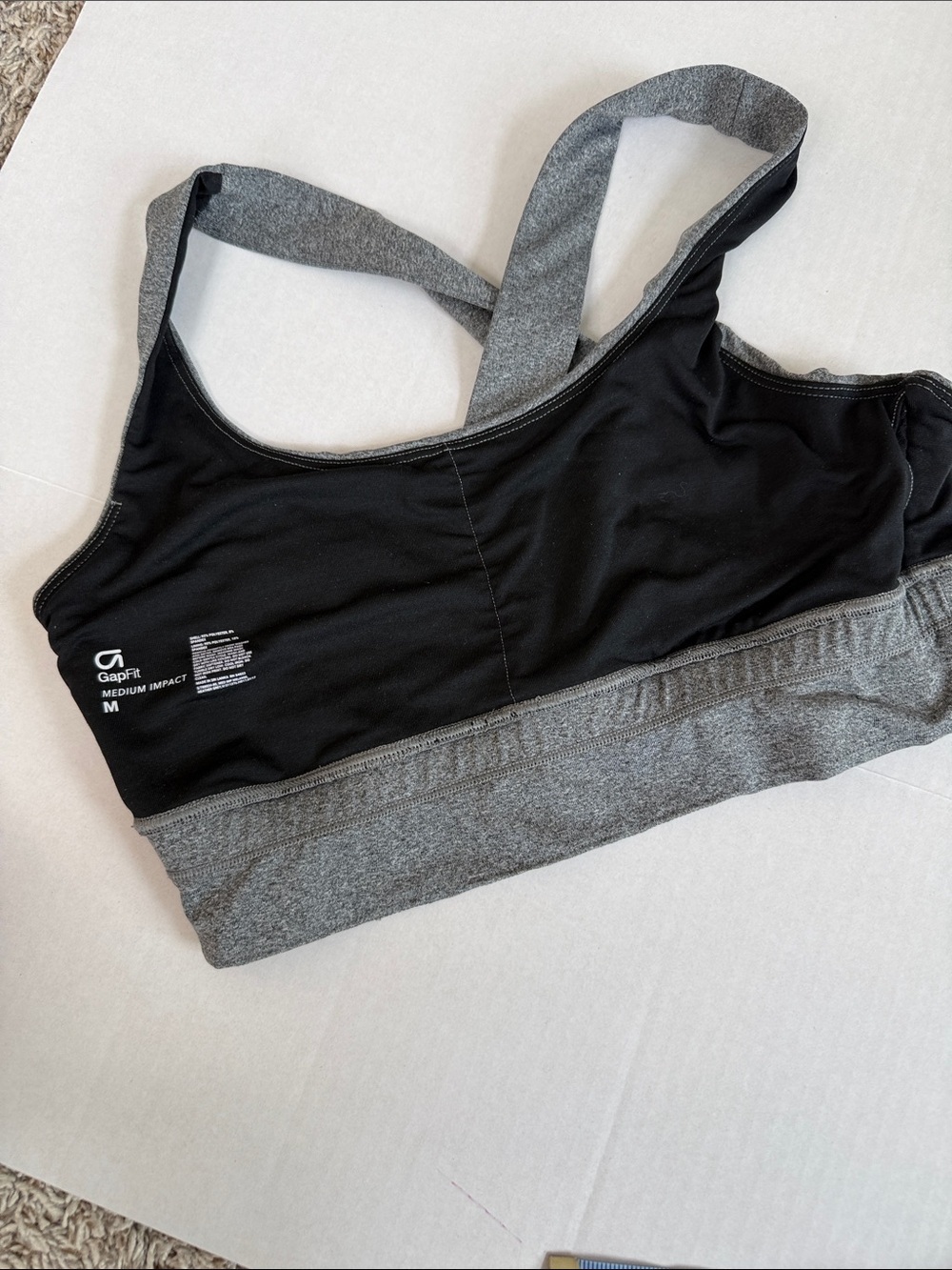 GAP Sports Bra Gray size Medium - Picture 5 of 7